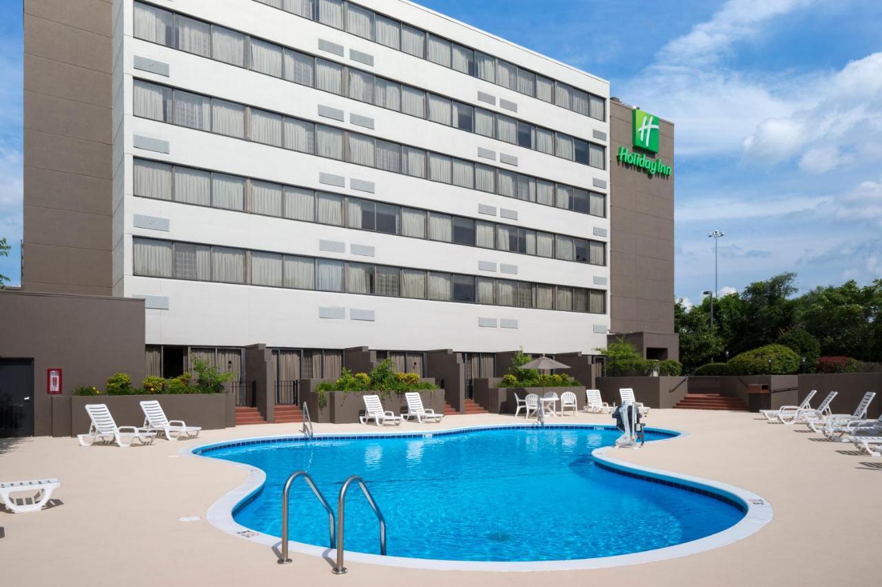 Holiday Inn Johnson Stadt Exterior foto